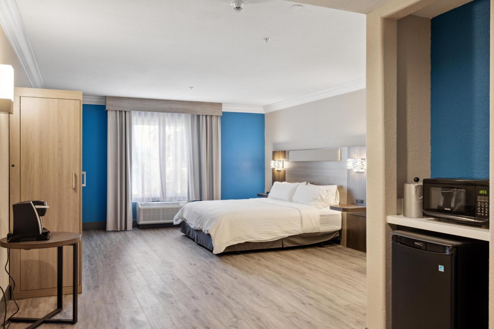 Holiday Inn Express Hotel & Suites Vacaville By Ihg Екстер'єр фото