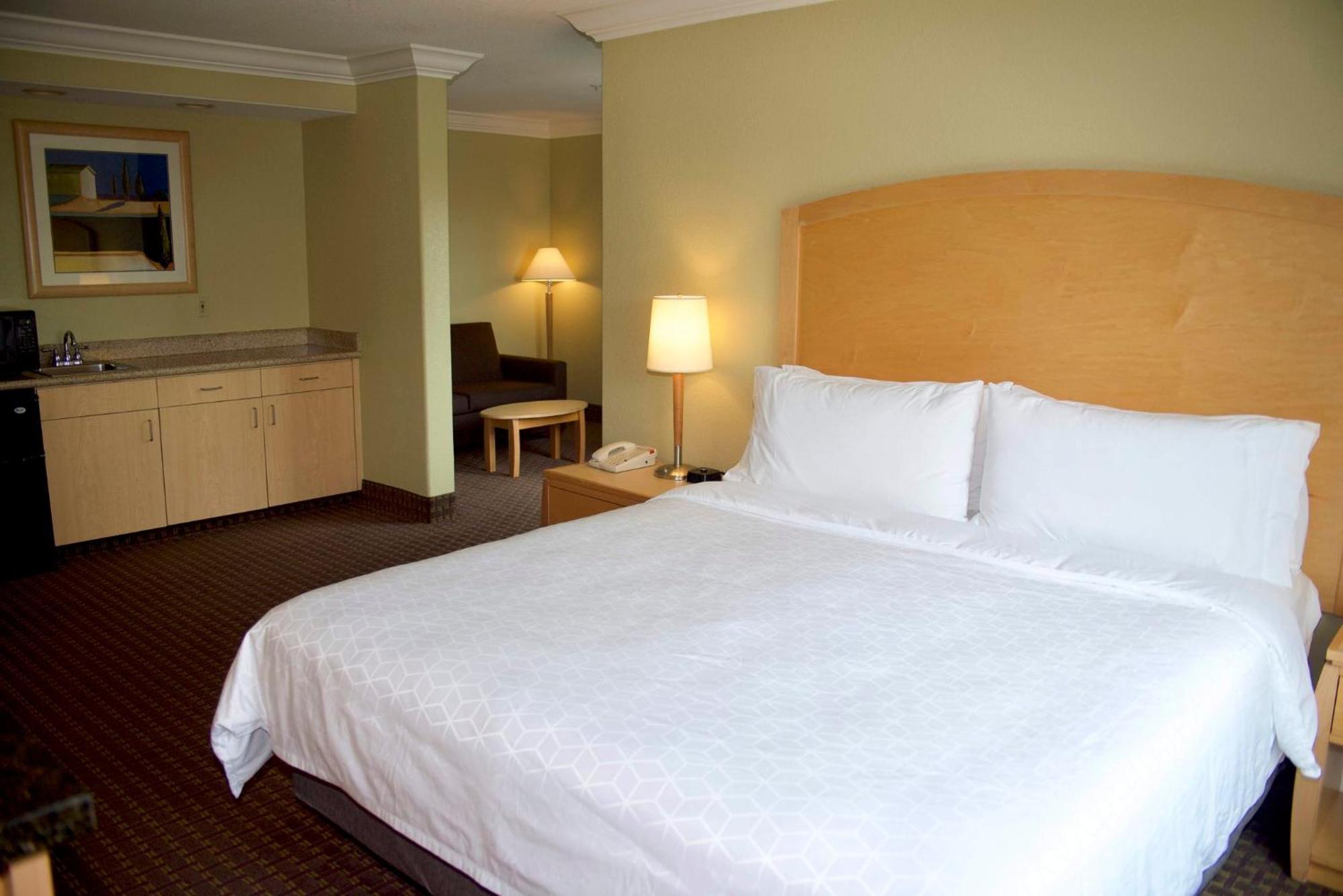Holiday Inn Express Hotel & Suites Vacaville By Ihg Екстер'єр фото