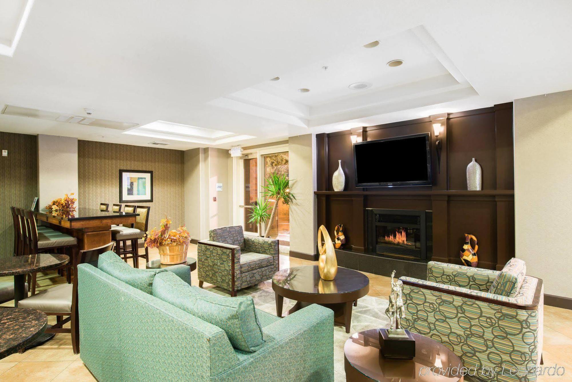 Holiday Inn Express Hotel & Suites Vacaville By Ihg Екстер'єр фото